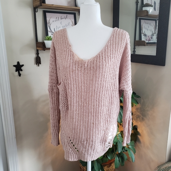 🌷Oversized V neck distressed sweater pale pink - Picture 12 of 12
